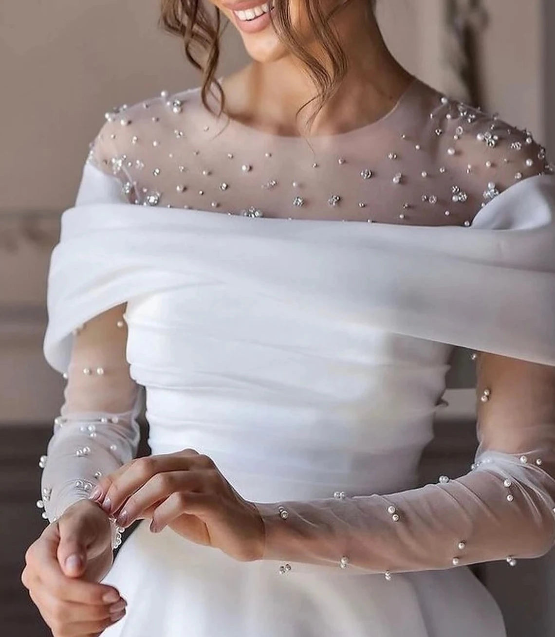 Beach Formal Wedding Dresses A-Line Illusion Neck Long Sleeve Floor Length Tulle Bridal Gowns With Ruched Beading