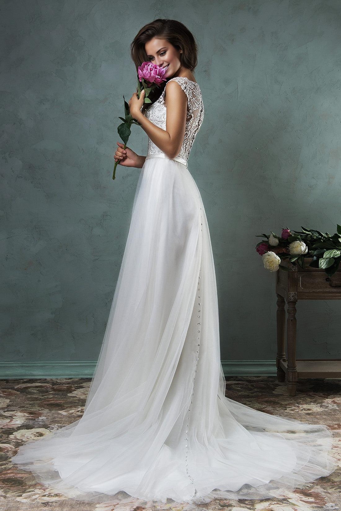 White Lace Applique Bride Dress Latest Sweep Train Summer Beach Wedding Dress