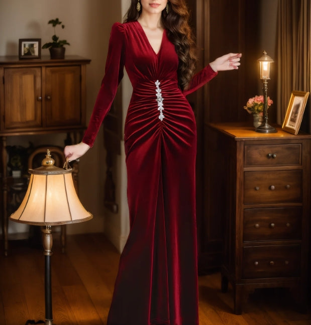 Elegant Crystal Ruched V-Neck Velvet Evening Dress Long Sleeves