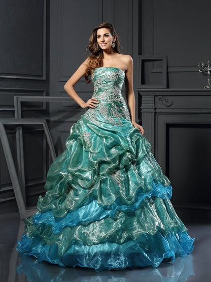 Sleeveless sexy off the shoulder long Organza Quincantera dressSleeveless sexy off the shoulder long Organza Quincantera dress