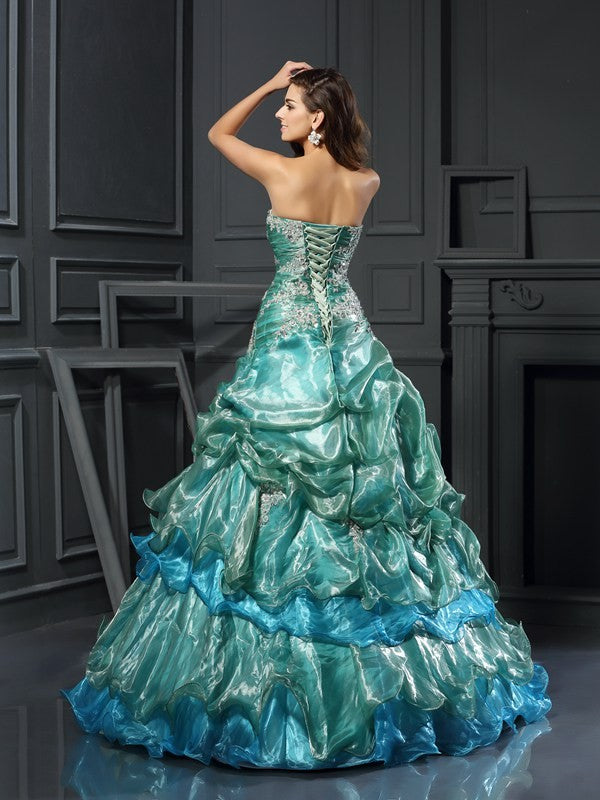 Sleeveless sexy off the shoulder long Organza Quincantera dressSleeveless sexy off the shoulder long Organza Quincantera dress