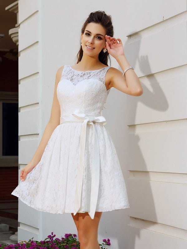 A-line curved waistband bow waistband sleeveless short lace cocktail dress